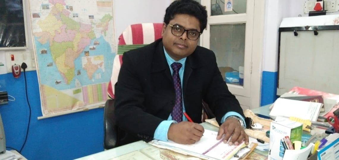 Dr. Kr. Anshuman